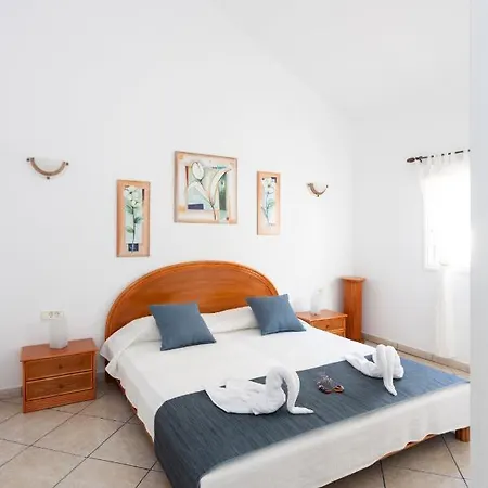 Casa Naranja - Heated Pool - Bbq - Terrace - Free Wifi - Child & Pet-friendly - 3 Bedrooms - 6 People Villa Poris de Abona