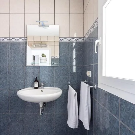 Casa Naranja - Heated Pool - Bbq - Terrace - Free Wifi - Child & Pet-friendly - 3 Bedrooms - 6 People *