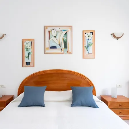 Casa Naranja - Heated Pool - Bbq - Terrace - Free Wifi - Child & Pet-friendly - 3 Bedrooms - 6 People Villa *