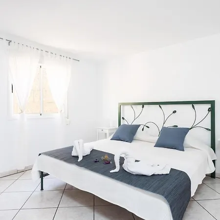 Casa Naranja - Heated Pool - Bbq - Terrace - Free Wifi - Child & Pet-friendly - 3 Bedrooms - 6 People Poris de Abona