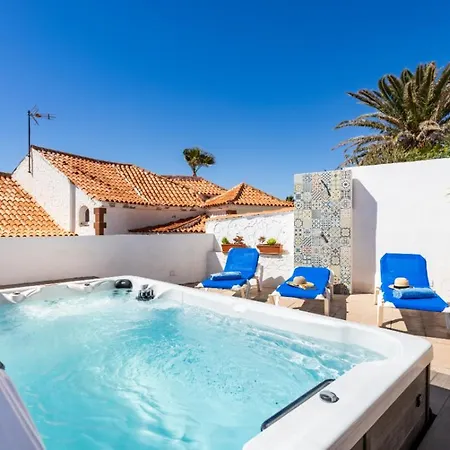 Casa Naranja - Heated Pool - Bbq - Terrace - Free Wifi - Child & Pet-friendly - 3 Bedrooms - 6 People Villa Poris de Abona